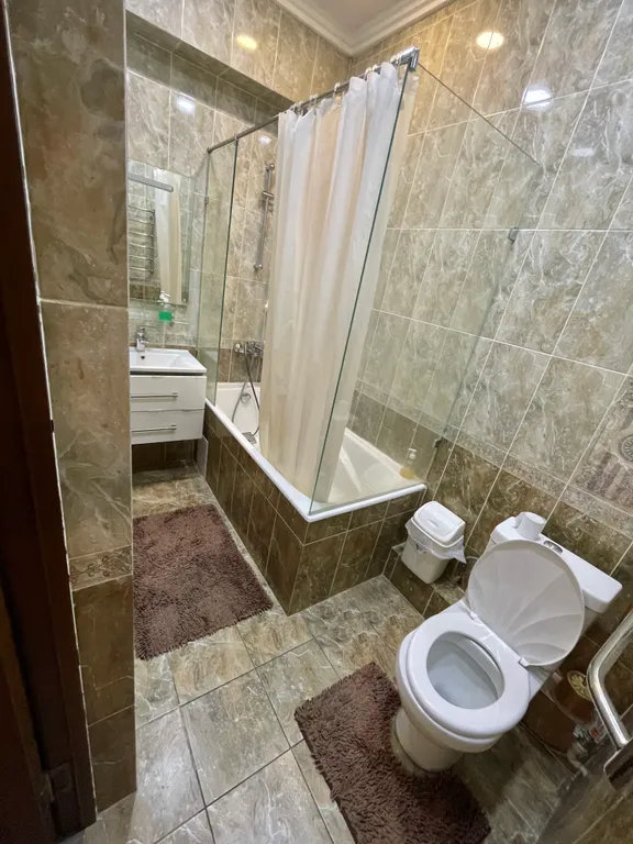 Двушка в новом доме в центре города