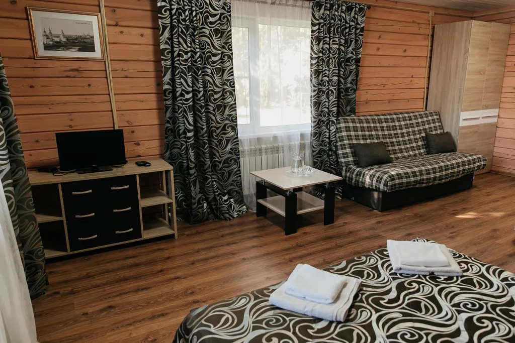 Коттедж с баней и беседкой у Вотчины Деда Мороза