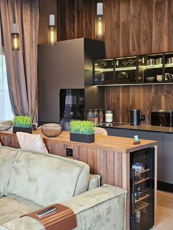 Стильный дом с чаном и сауной