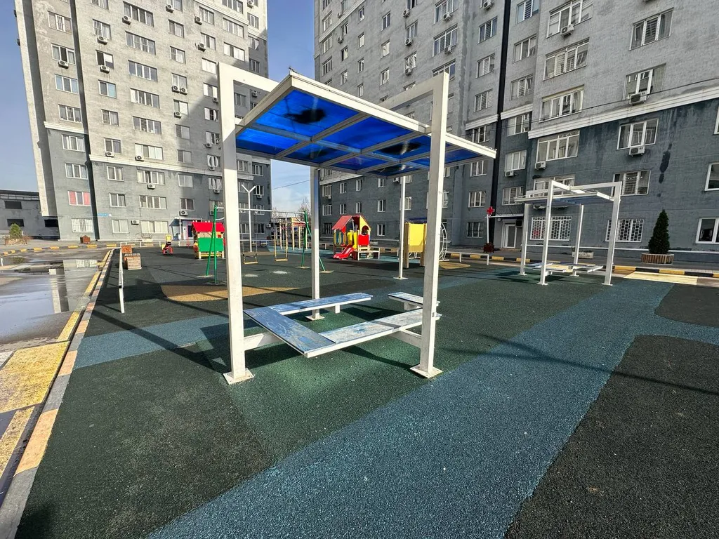 Квартира Студия в лофт стиле с видом на горы около арбата на 9 этаже — Алматы