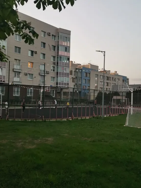 Уютная квартира у озера в черте города