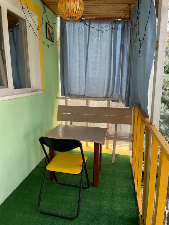 Квартира Квартира Цветущий уголок в историческом центре Севастополя — Севастополь