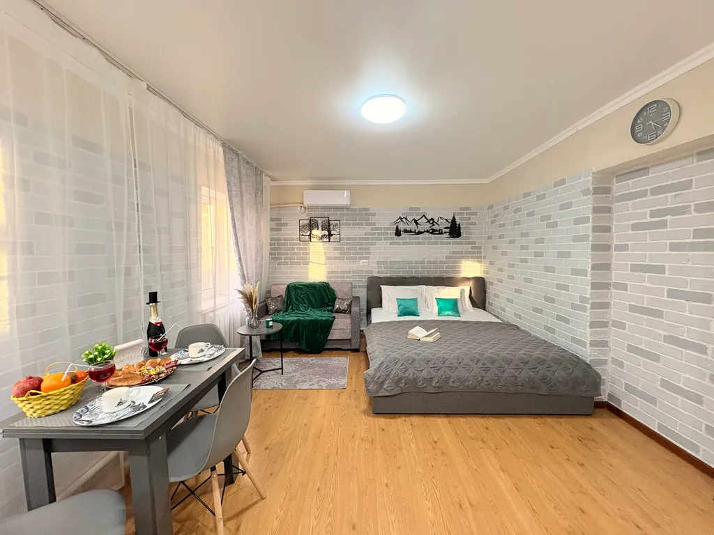 Уютный домик лофт - с двором, мангальной зоной и бесплатной парковкой