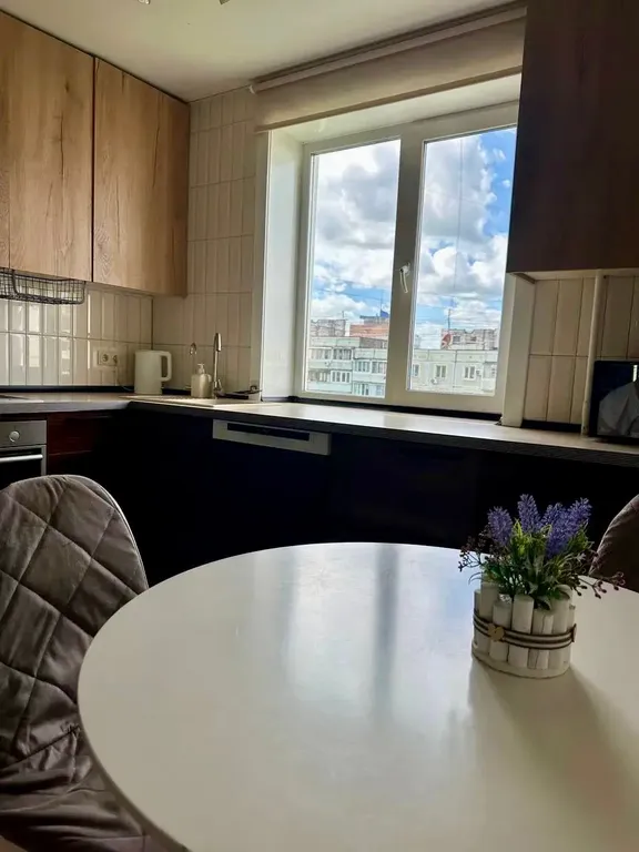 Уютная двухкомнатная квартира на Дзержинского