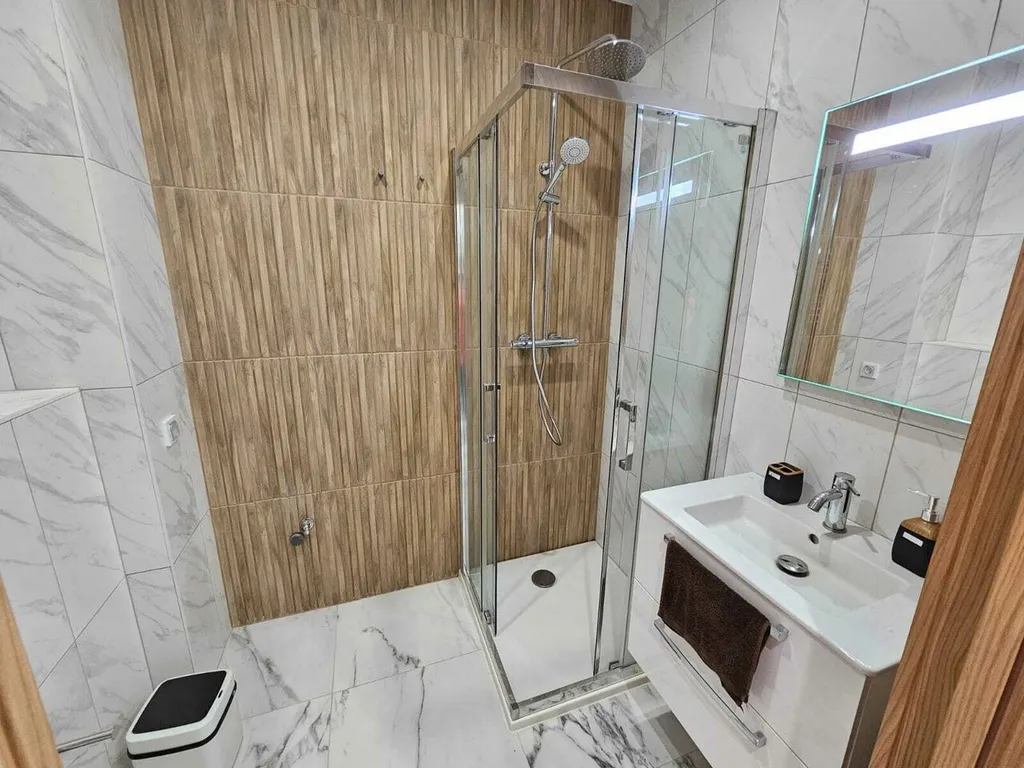 Апартамент-студия 404