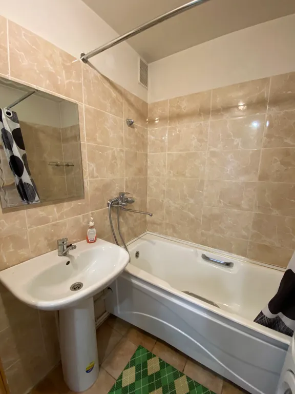 Квартира Квартира 2-комн. неподалеку от ТРЦ Планета, ЖК Иннокентьевский — Красноярск