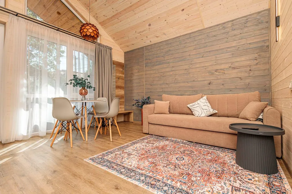 Барнхаус с террасой, бассейном и мангалом на территории