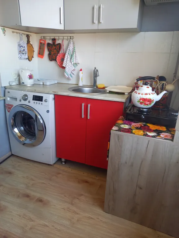 Уютная двухкомнатная квартира недалеко от городской набережной