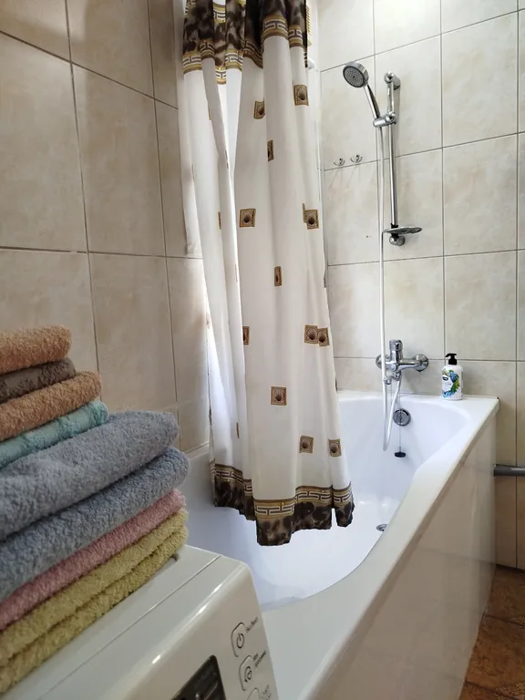 Квартира мансарда на вилле Адольфо - Густо