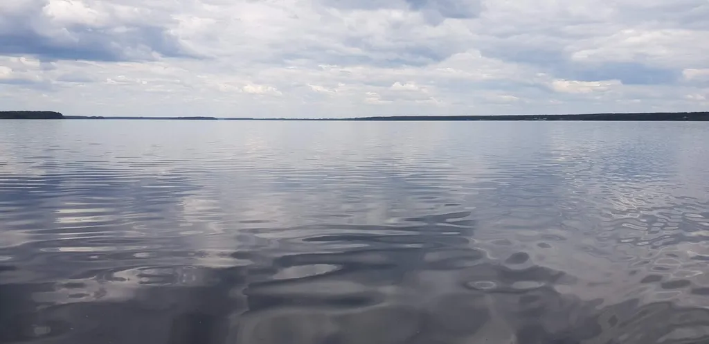 Дом с видом на озеро Волго