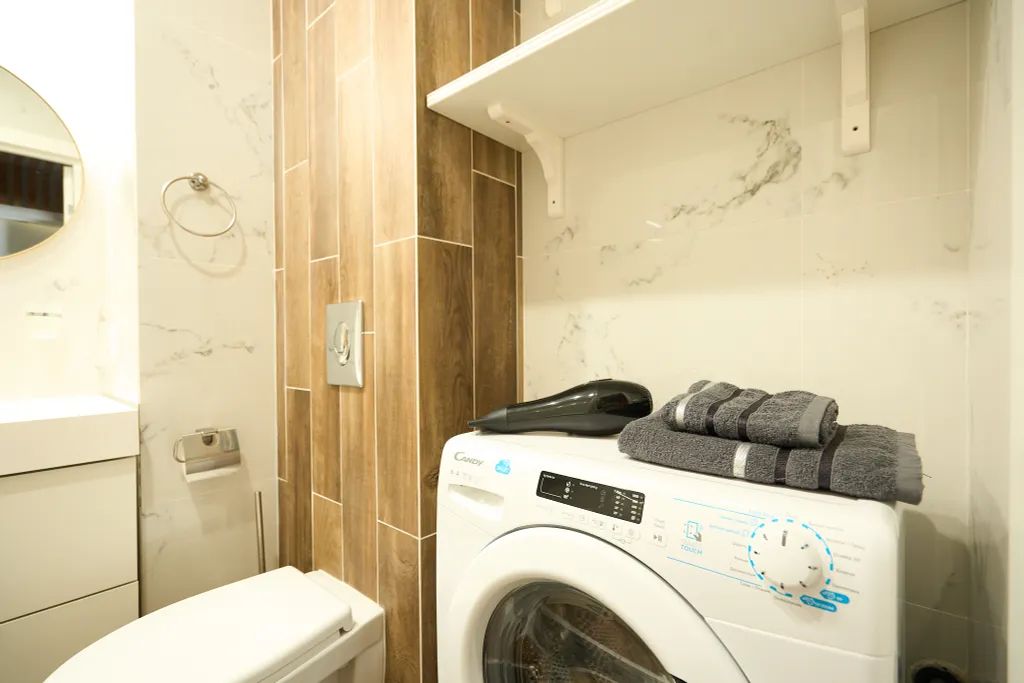 Квартира с дизайнерский ремонтом в новом доме, есть парковка