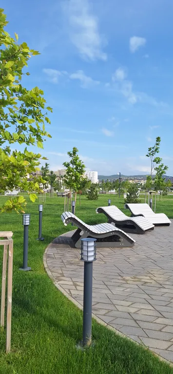 Уютная двухкомнатная квартира рядом с Крещенским парком