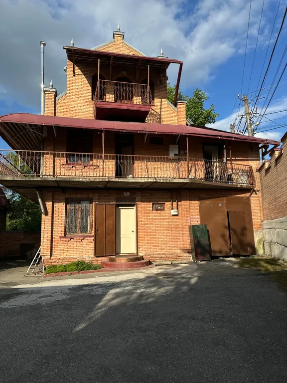 Большой дом