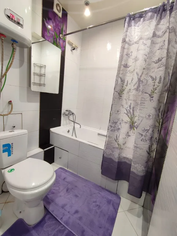 Теплая, светлая квартира, рядом с Калина Мол