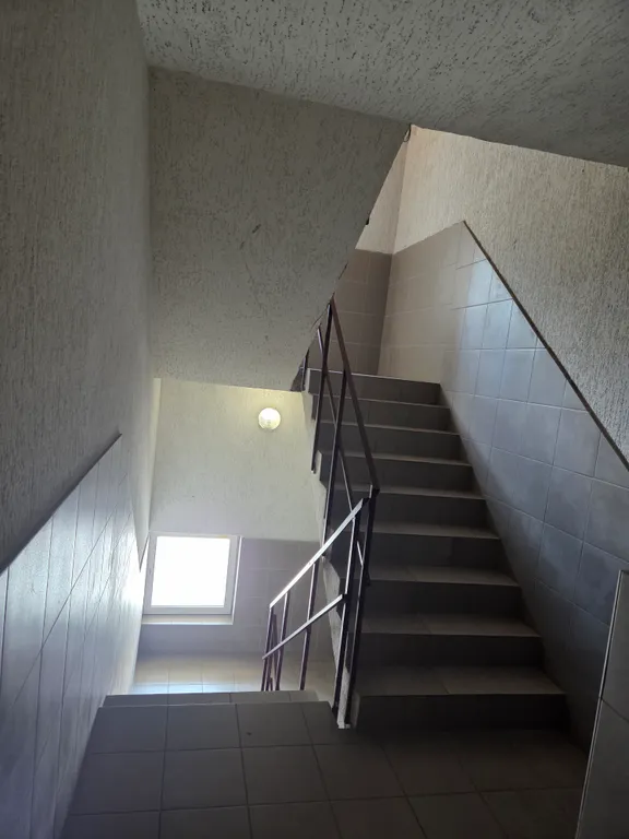 2 комнатная .на Донской 26а