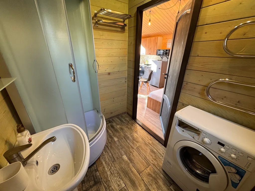 Коттедж Деревянный коттедж со своей мини-кухней — Сириус