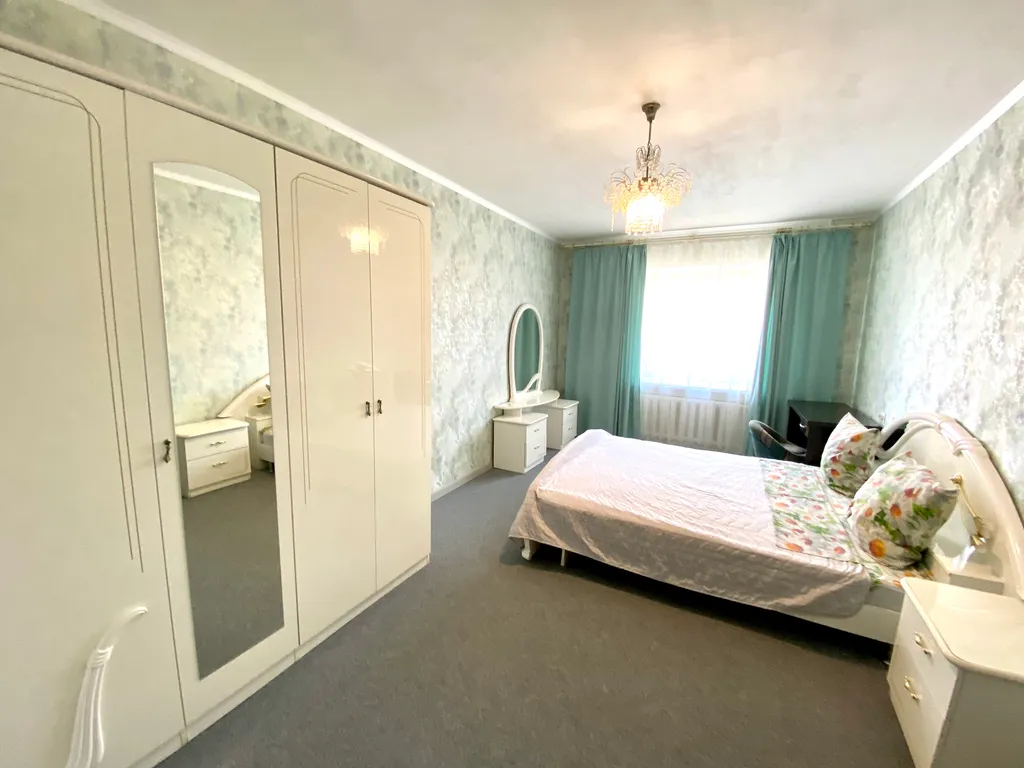 4-комнатная Квартира