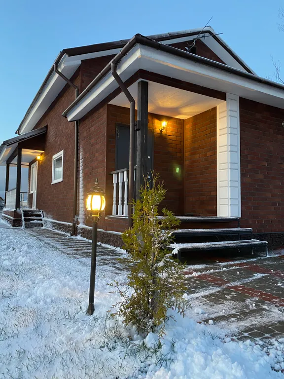 Дом на берегу озера