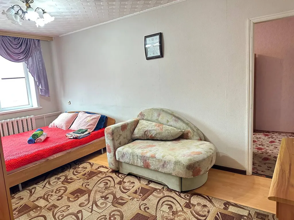 Двухкомнатная квартира рядом с областной больницей