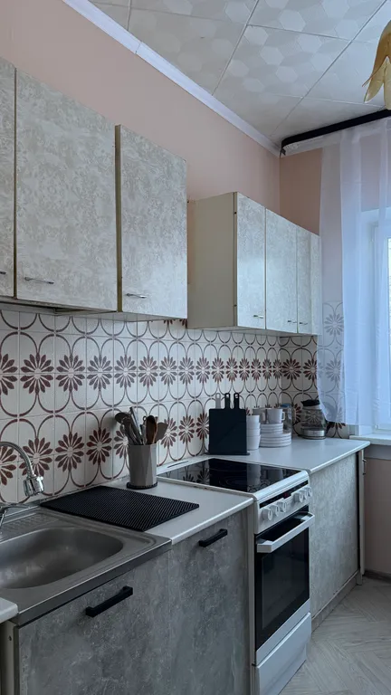 Трехкомнатная квартира на Олимпийской 27 — аренда посуточно в Кировск