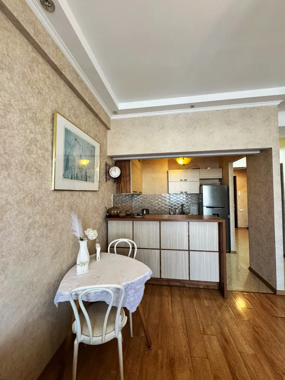 Двукомнатная квартира в Бизнес центре