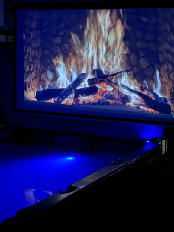 Уютный таунхаус с теплым бассейном и баней