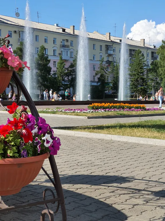 Просторная квартира в центре у сквера и фонтана на пл. Советов
