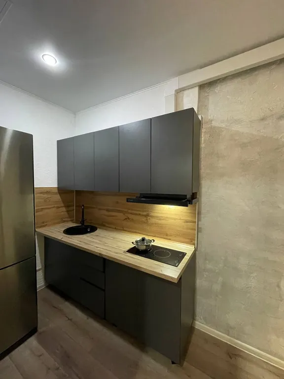 Апартаменты трёхкомнатные с кухней