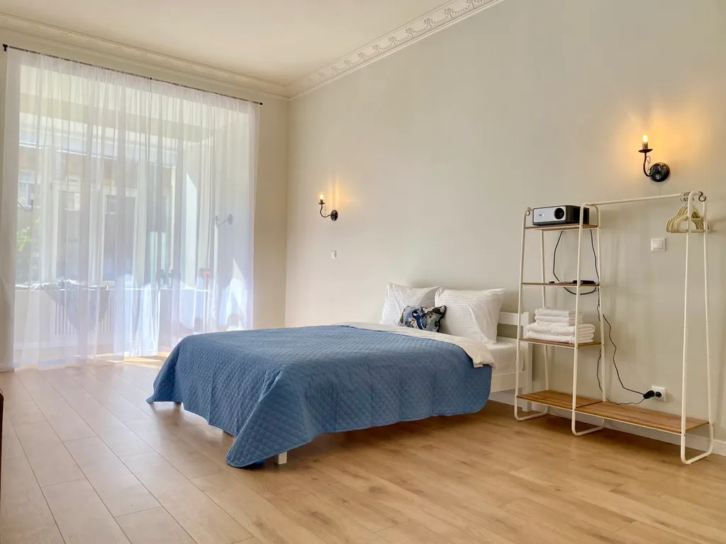 Роскошная трехкомнатная квартира для 6 гостей на Васильевском острове