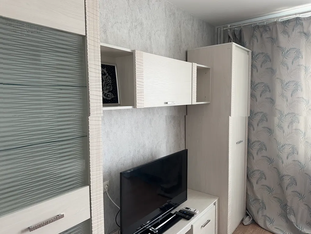 Уютная квартира с отличным видом на Иртыш