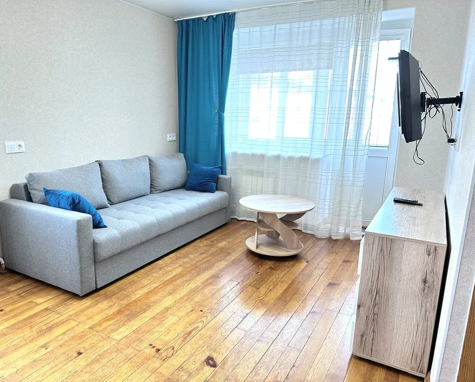 1-комнатная квартира с балконом в центре рядом с КемГУ и госпиталем