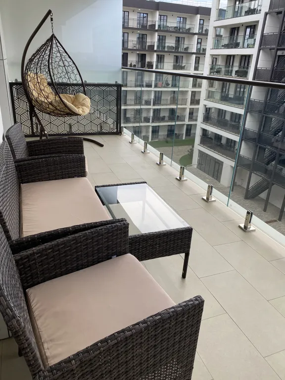 Апартаменты с бассейном на берегу моря