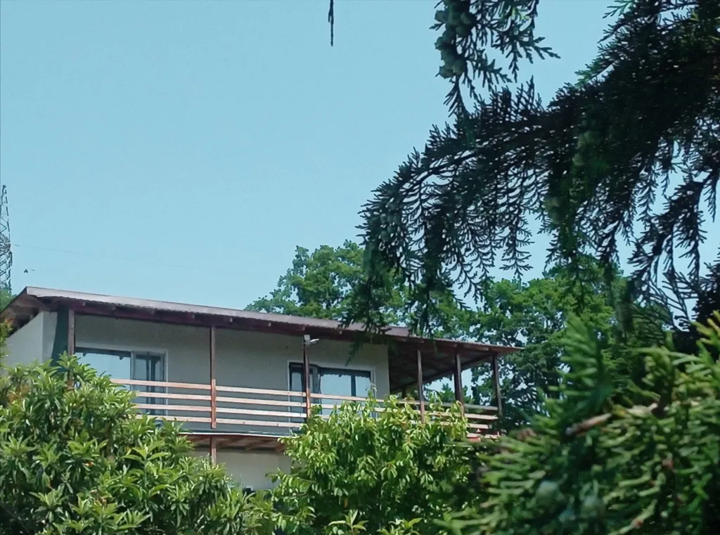 Новый дом с видами на море для приватного отдыха