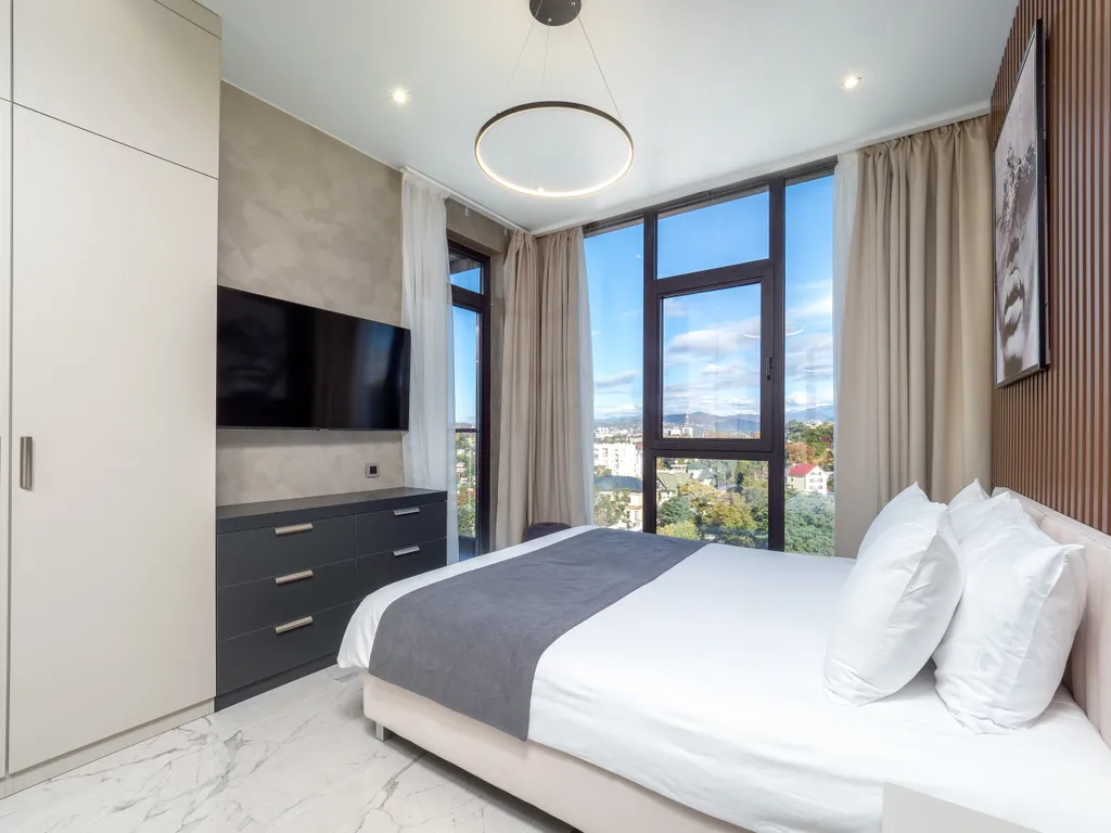 Апартаменты с красивым панорамным видом на город и море