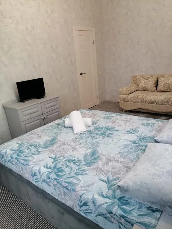 Дом - вилла - коттедж 5 спален
На территории бассейн