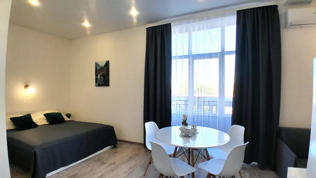 Квартира Квартира Студия Изумруд с новым ремонтом и новой мебелью — Севастополь