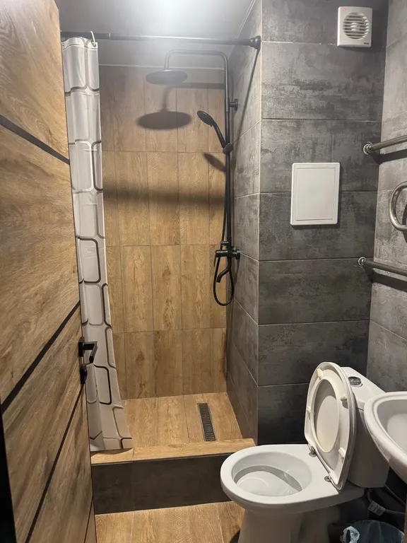 Номер в комплексе, живописный уголок на берегу Дона