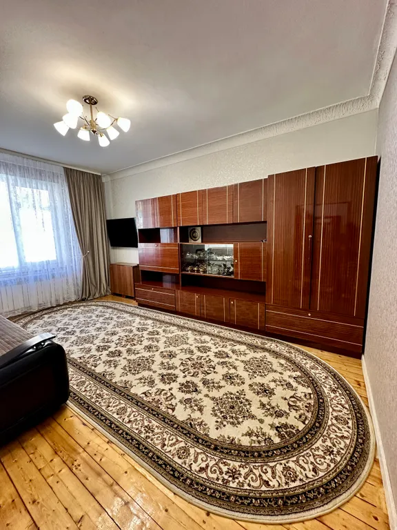 Уютная квартира в центре города с видом на горы