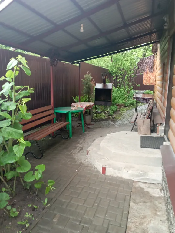 Дом у реки в Пскове