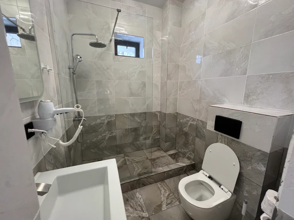 Номер в 3 минутах до поляны Азау