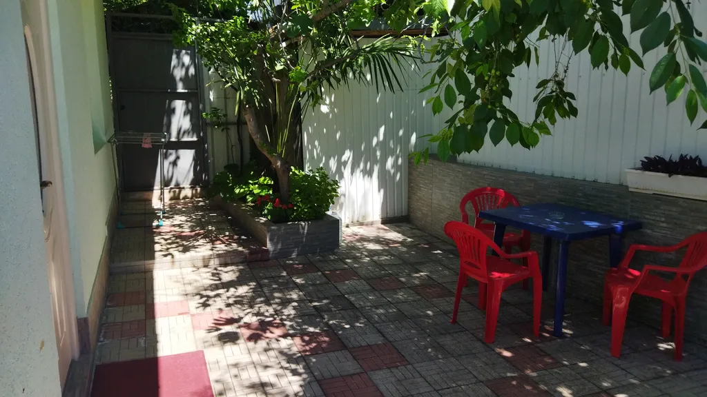 Вишневый домик