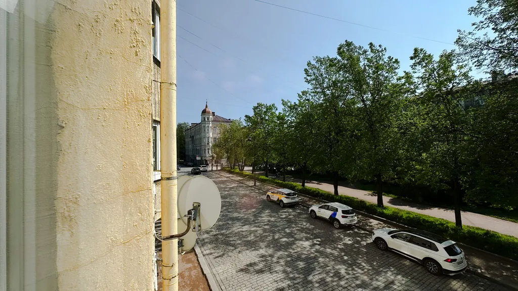 Уютная квартира с дизайнерским новым ремонтом в центе города