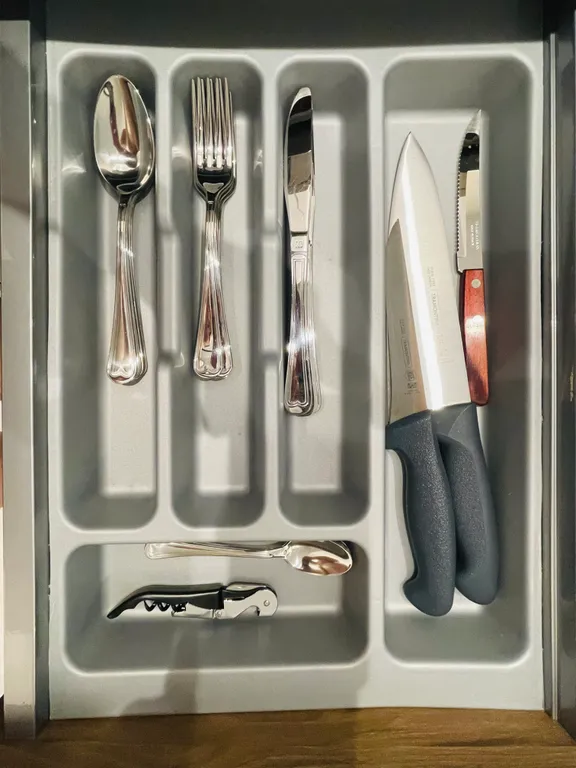 Апартаменты с балконом и видом на сосновый парк рядом с морем