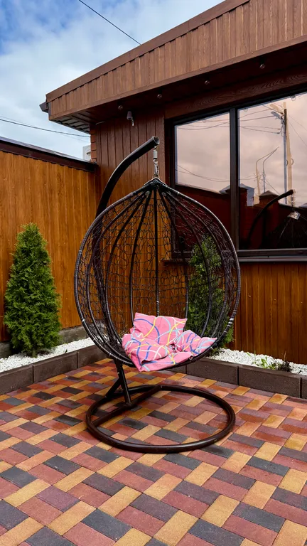 Дом с бассейном и баней