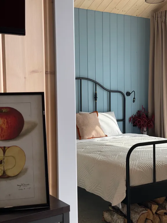 Дом с камином и баней Две яблони