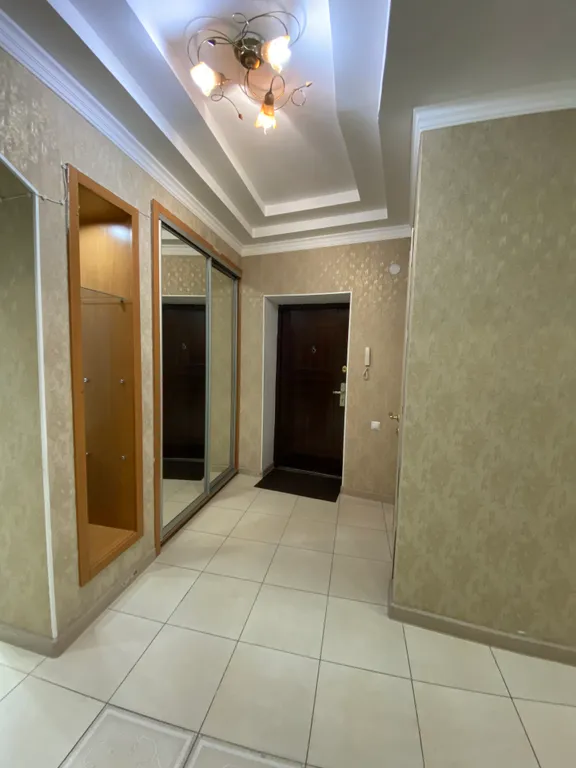 Трех комнатная квартира в центре Алматы