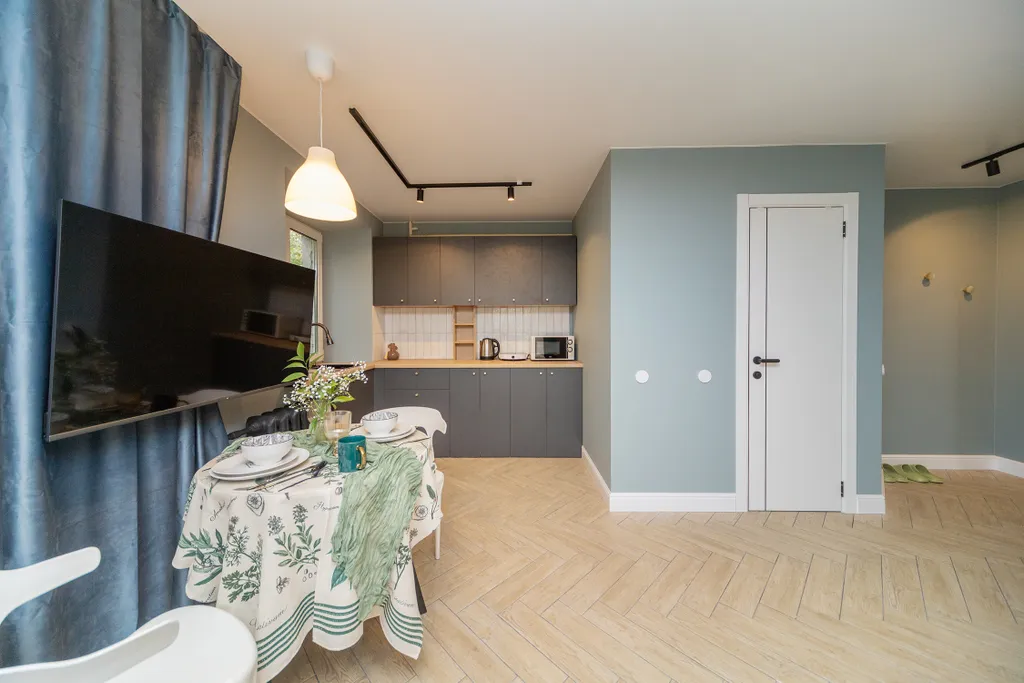 Стильная студия у ТРЦ Планета