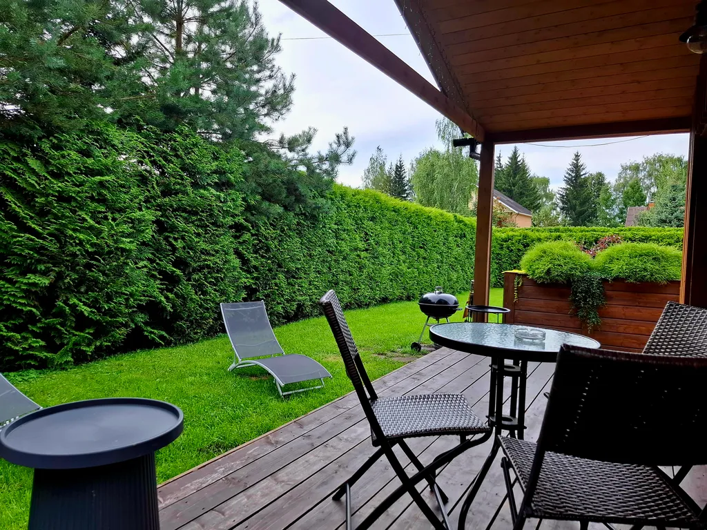 Коттедж у реки в центре Звенигорода