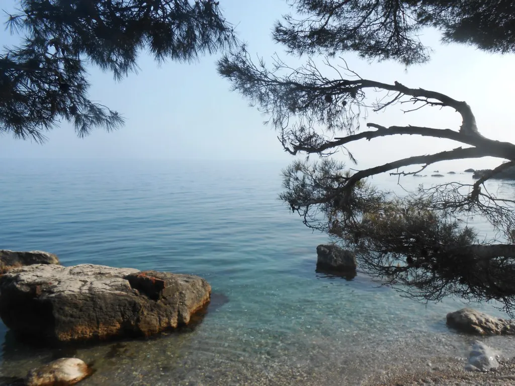 Апартаменты новые с видом на море, горы в новом доме над форосским парк