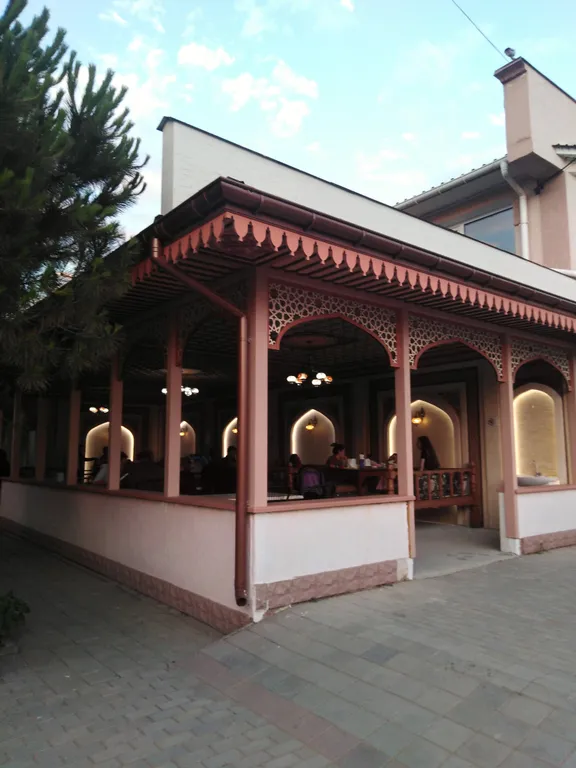 Уютный трёхместный номер на берегу моря